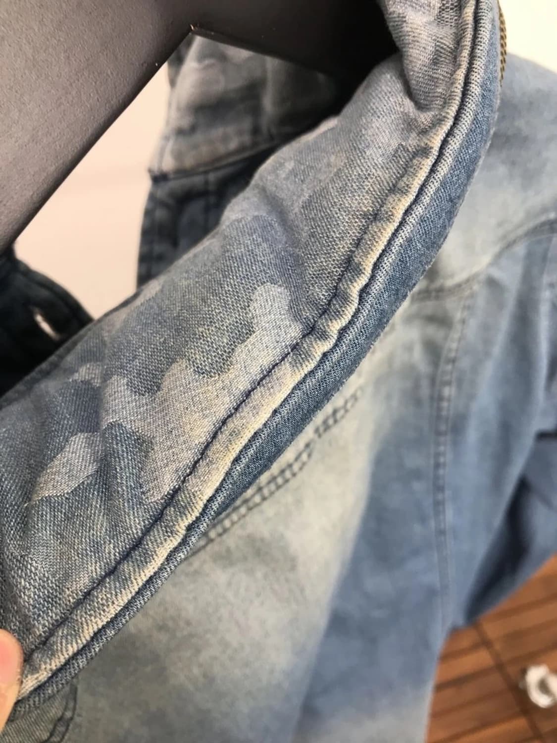 Vogush Light Fade Denim Jacket 상품이미지8