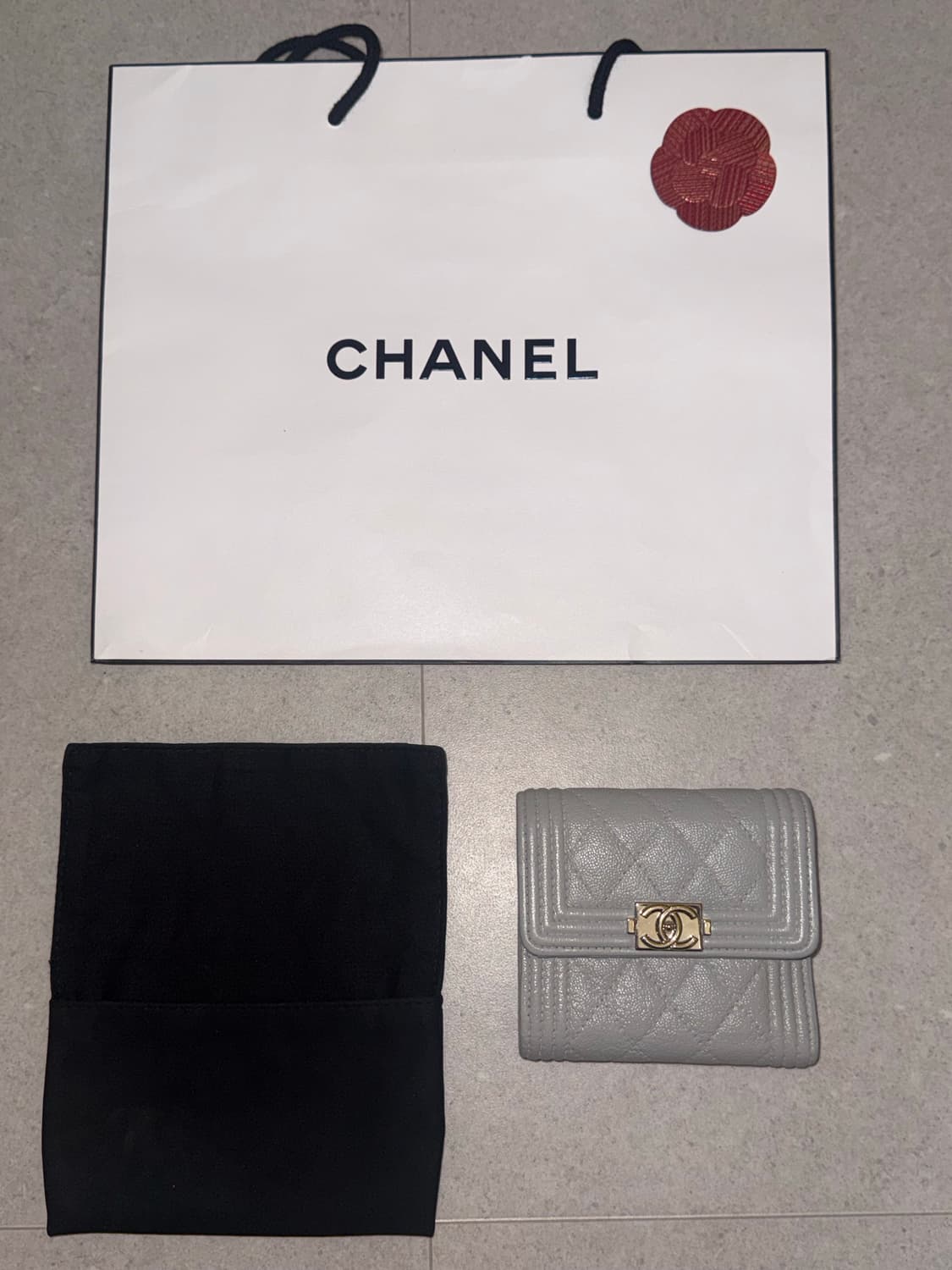 샤넬 보이 반지갑 은장 상품이미지2