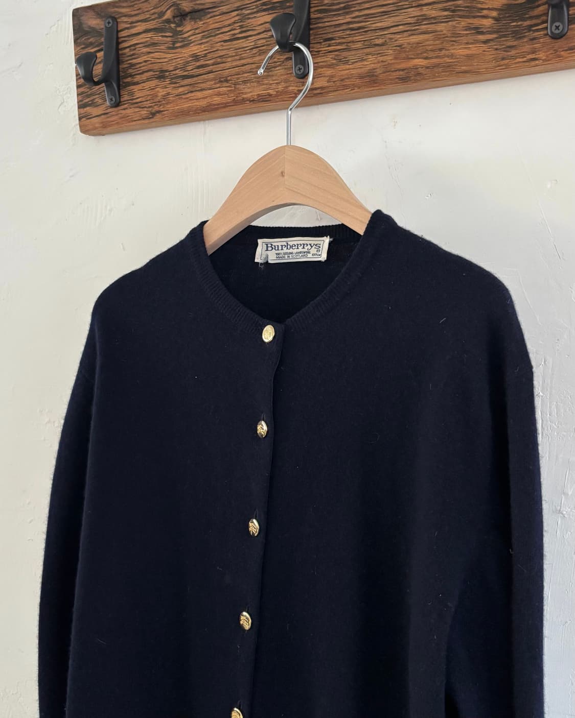 Burberrys 버버리 램스울 네이비 금장 가디건 상품이미지5