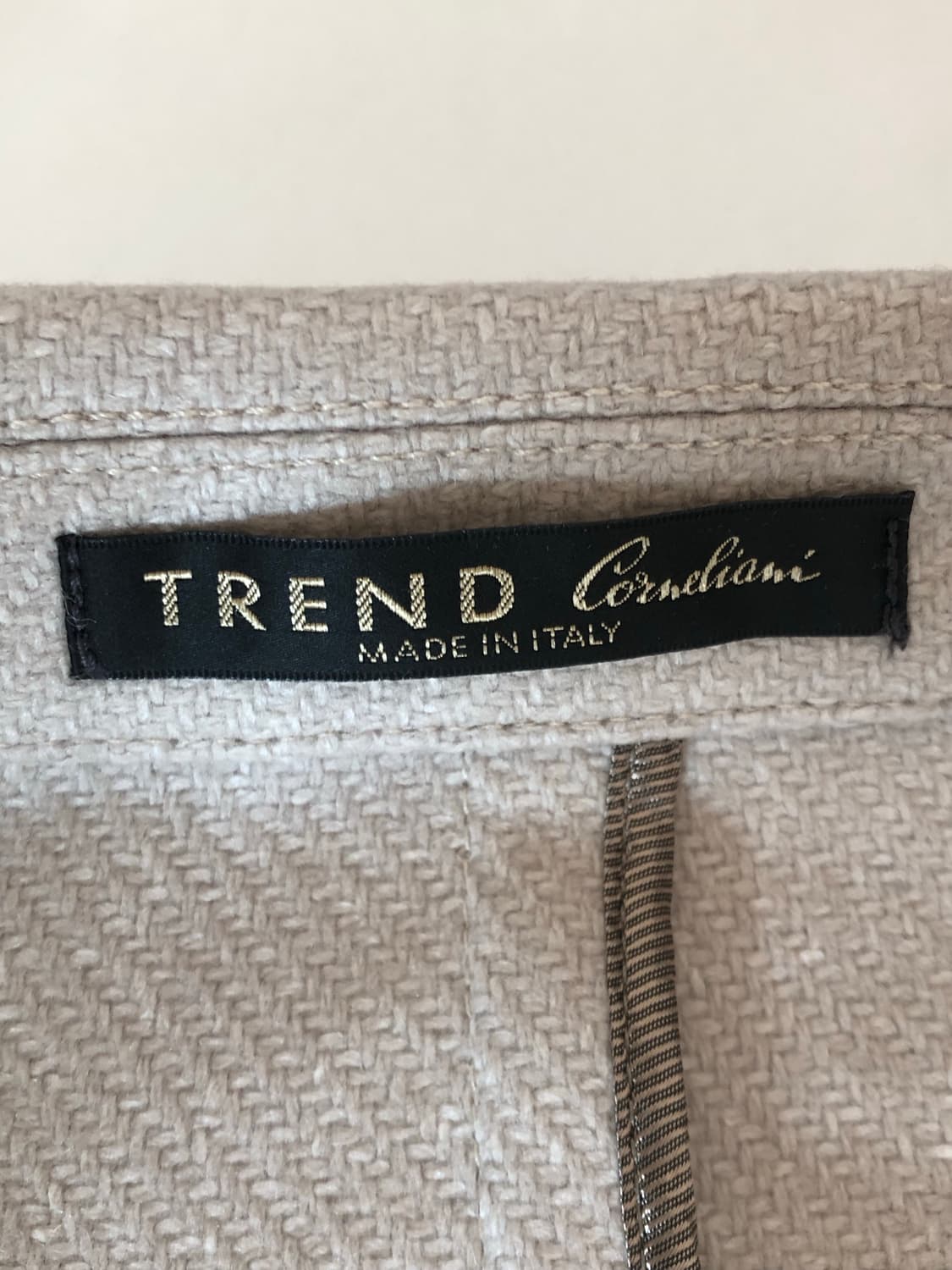 트렌드 꼬르넬리아니 더블 브레스티드 니트 블레이저 자켓 상품이미지8