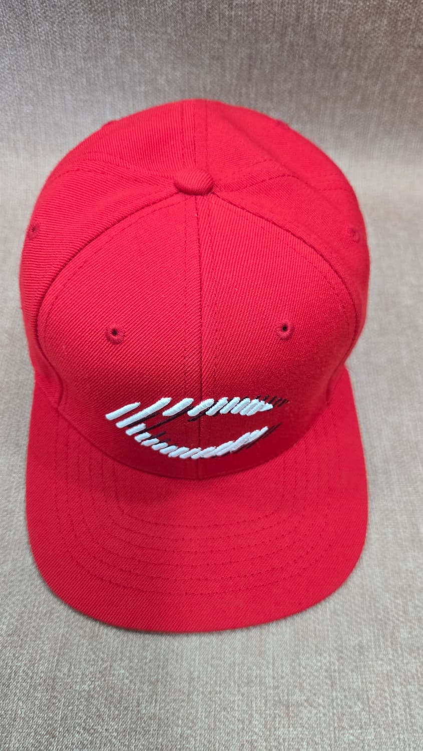 [정품/MLB] 레드 스냅백 (32CPA7341) - 상태 최상 상품이미지1