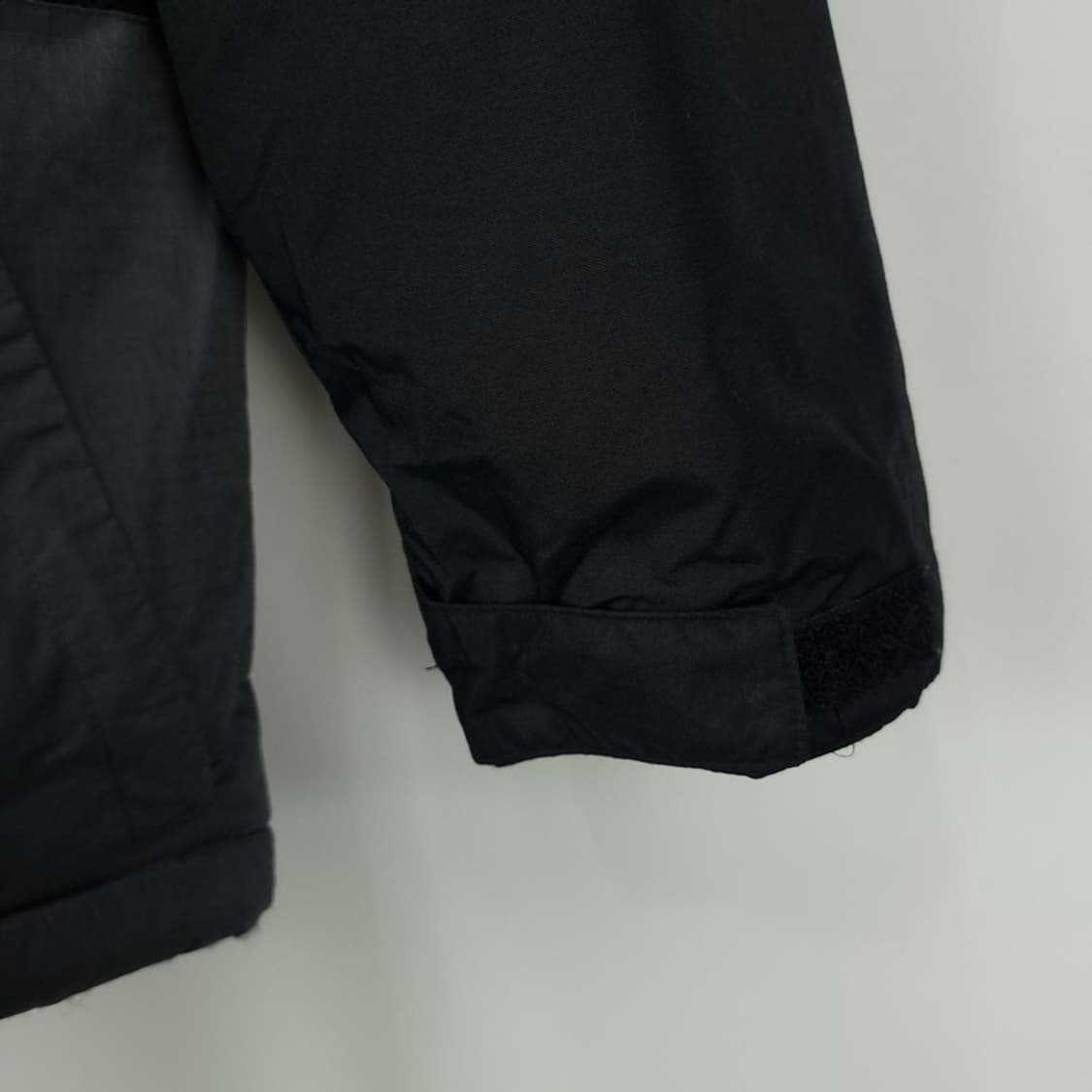 [컬럼비아] 고프코어 경량 패딩 후드 바람막이 자켓 M16165 상품이미지7