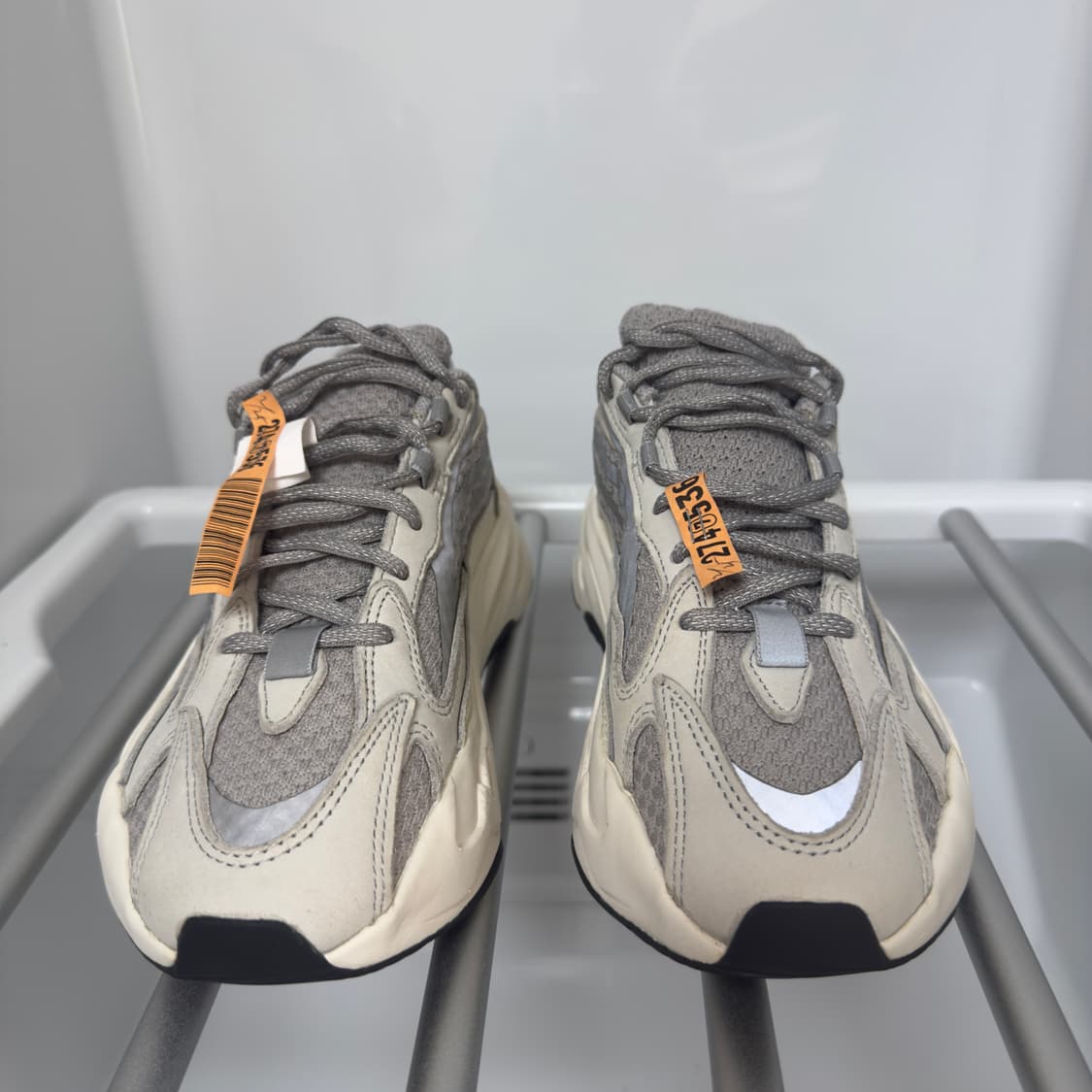 이지부스트700 v2 스태틱 240 상품이미지3