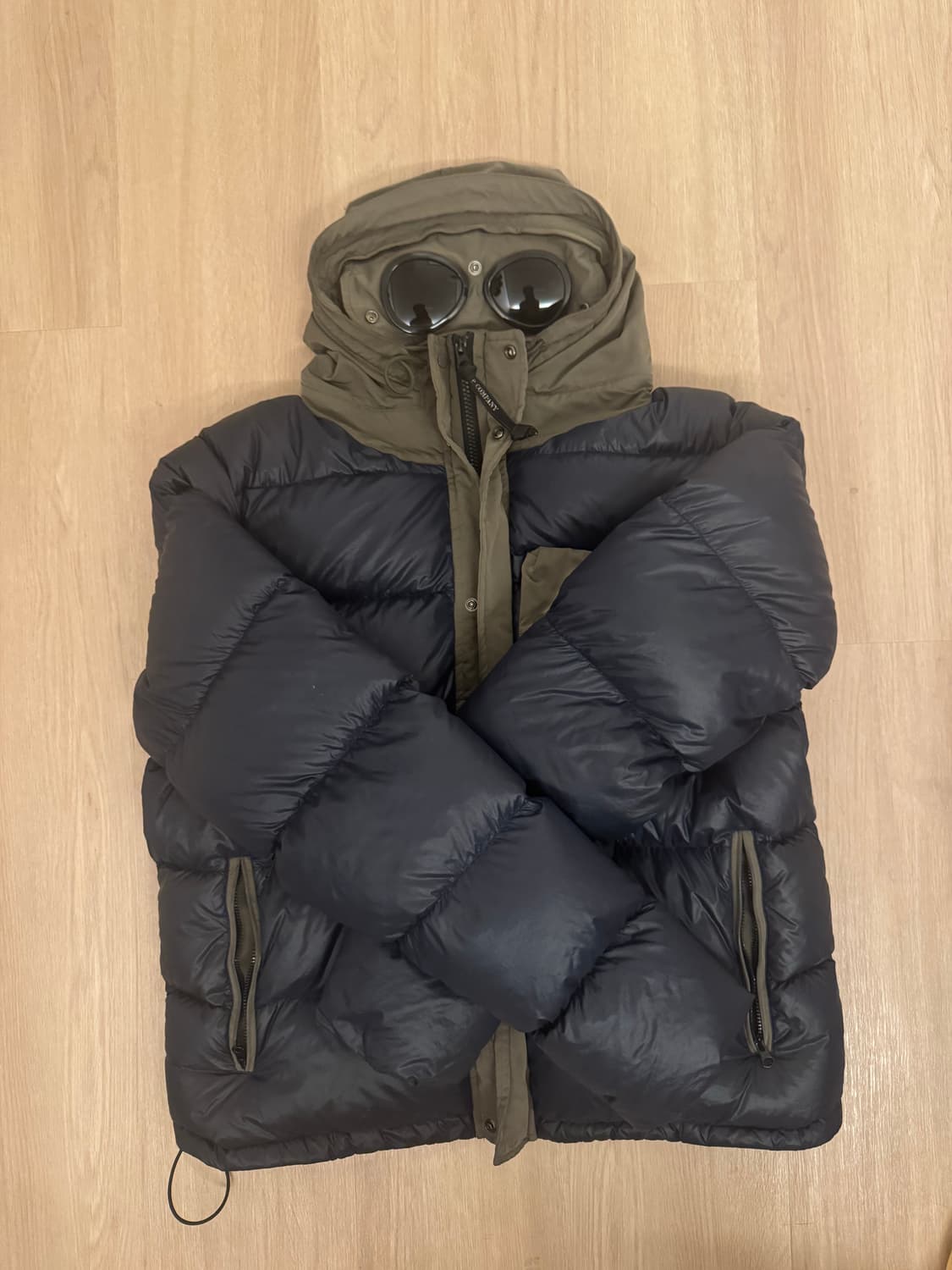 CP 컴퍼니 DD쉘 다운푸퍼 고글자켓 상품이미지1