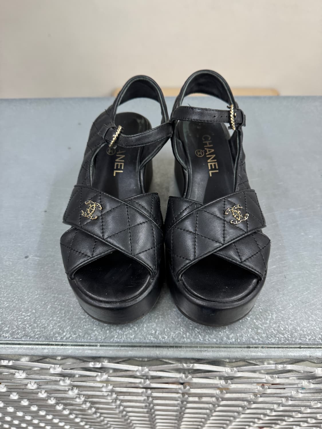 샤넬 CC 로고 샌들 36 상품이미지6