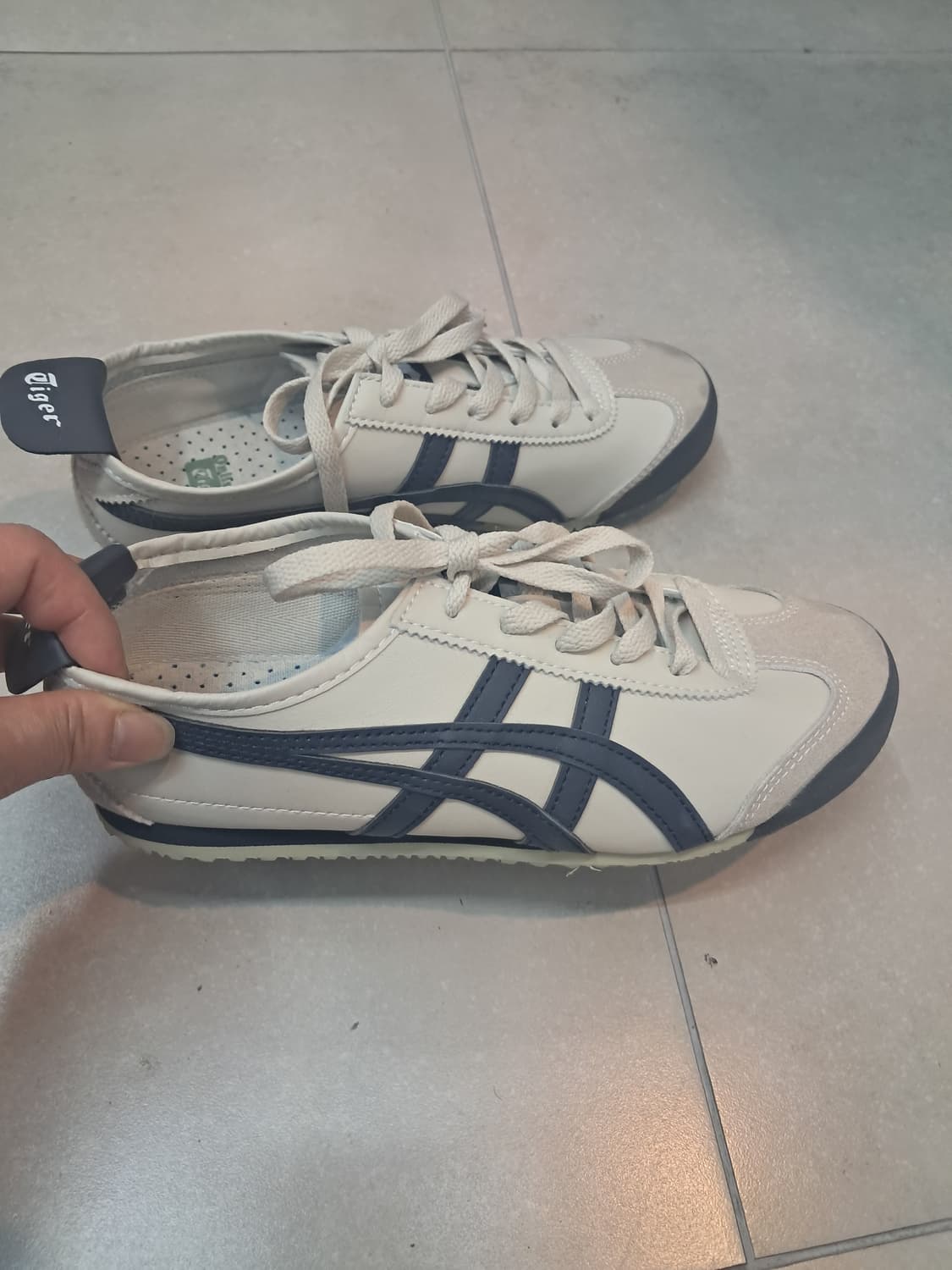 오니츠카타이거 멕시코 66 (거의새것) 상품이미지1