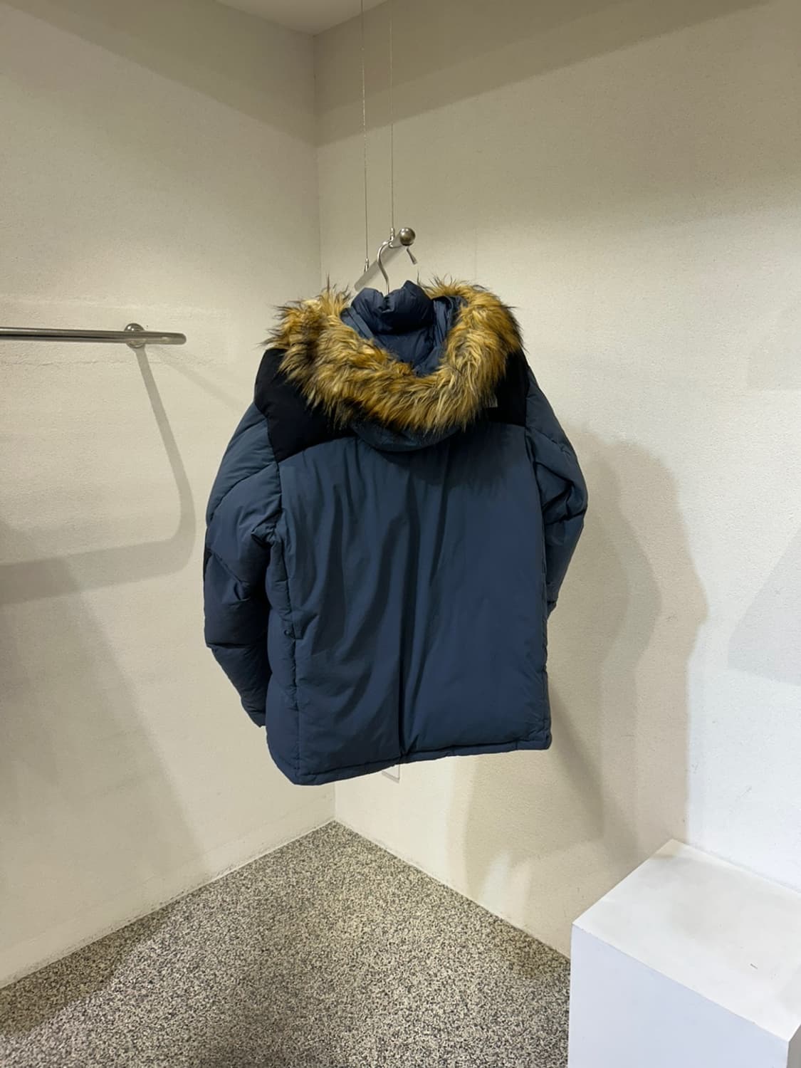 노스페이스 구스 퍼 후드 패딩 상품이미지2