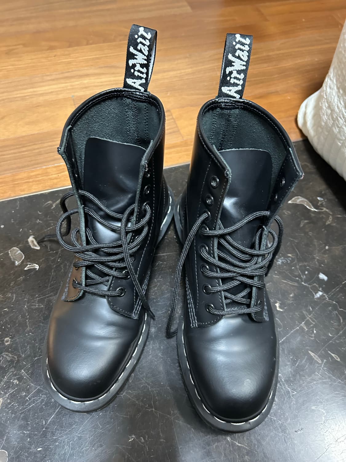 닥터마틴 1460 8홀 블랙 250 상품이미지2