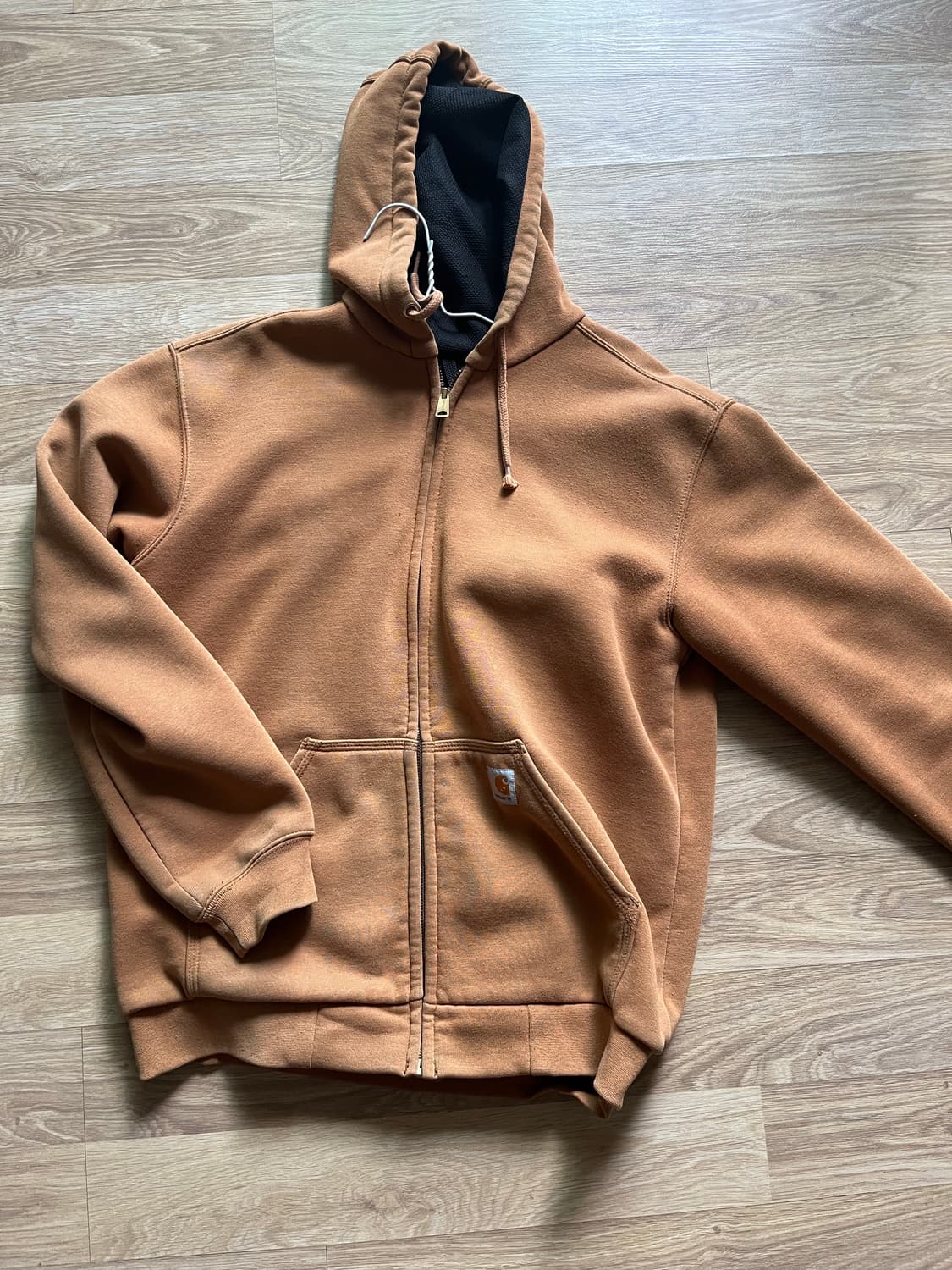 칼하트 후드집업 m사이즈라 되있는데 실착xl정도 상품이미지1