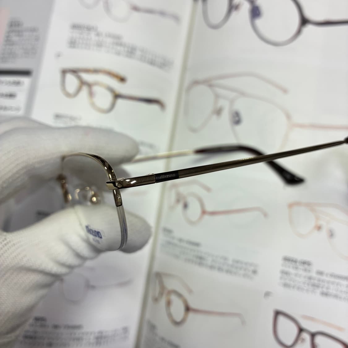 MIZUNO 미즈노 반무테 티타늄 골드 일본 안경 상품이미지4