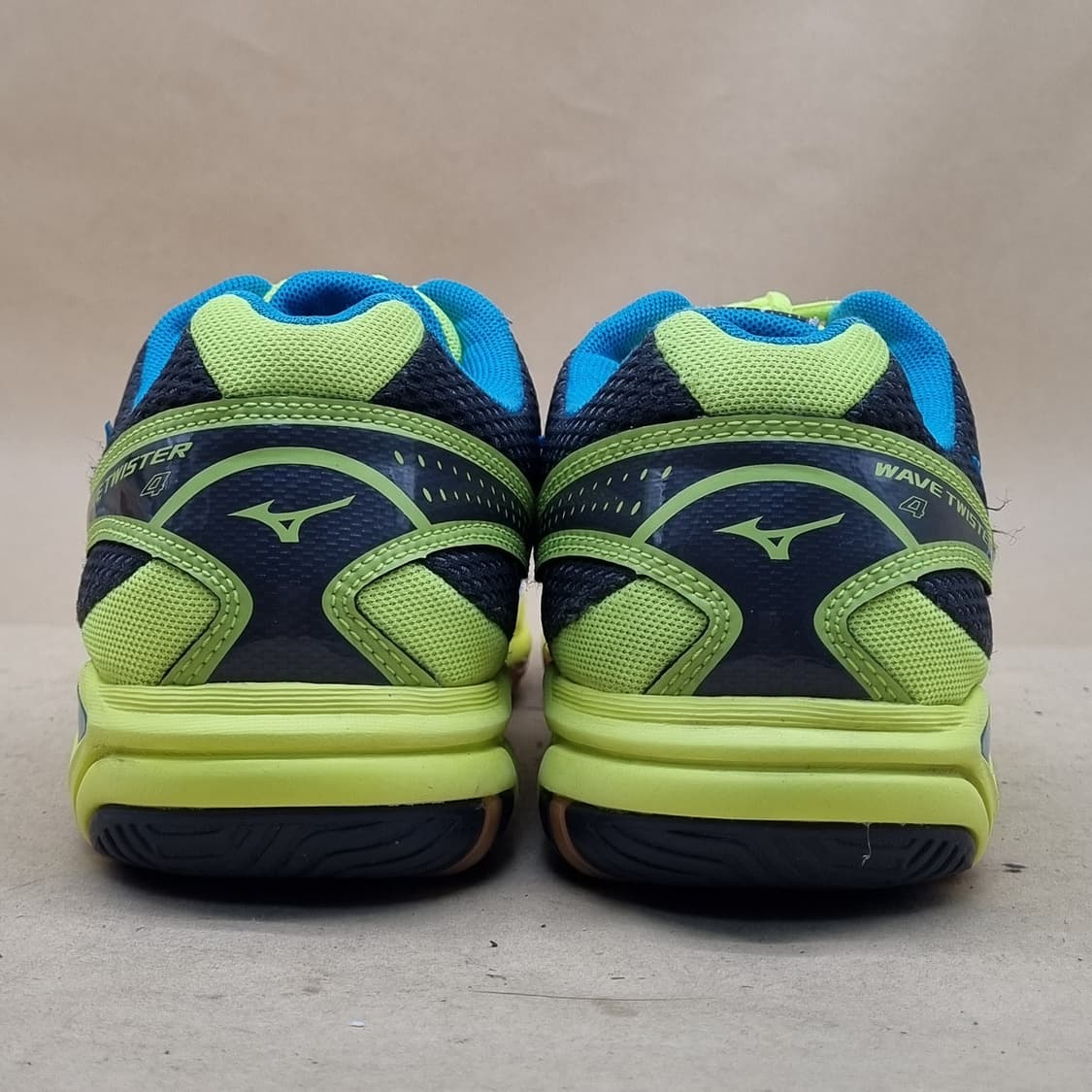 미즈노 웨이브 트위스터4  배드민턴화 255 상품이미지4