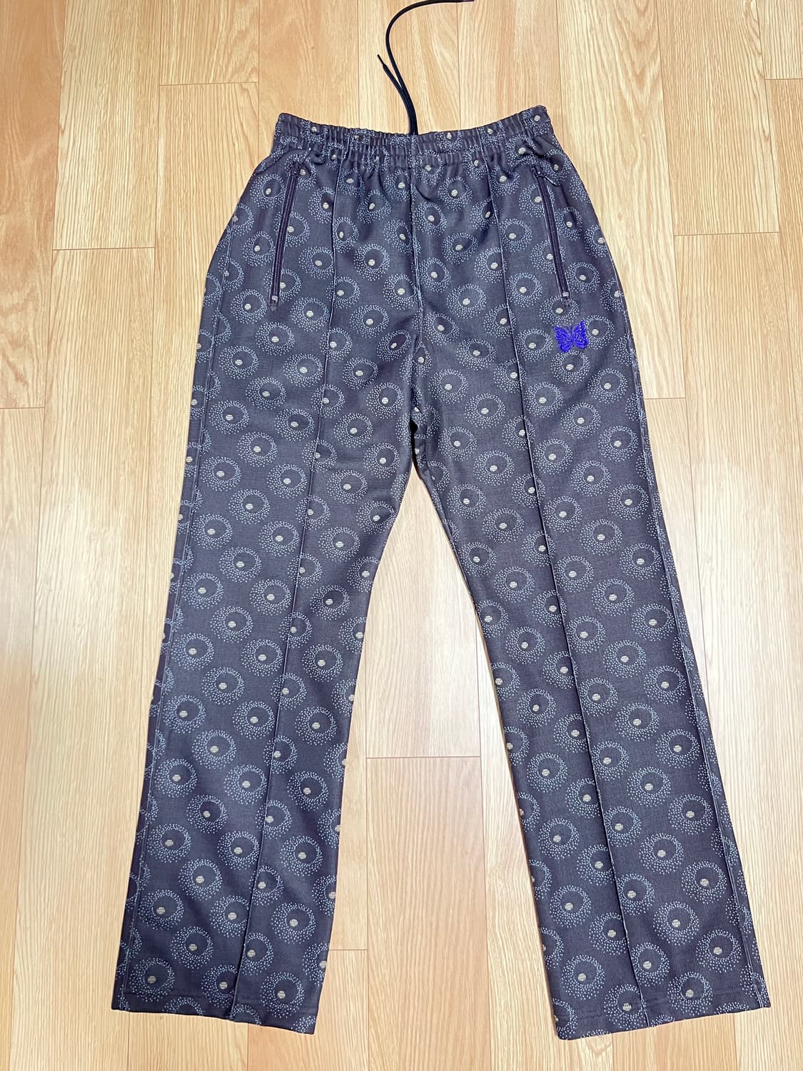 니들스 트랙팬츠 스트레이트핏 상품이미지1