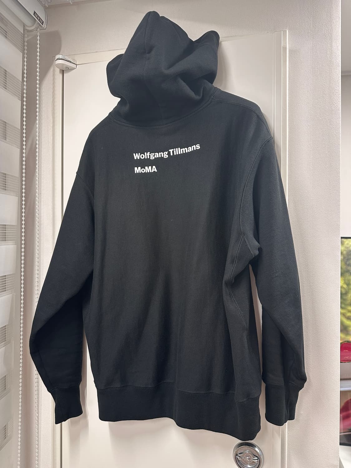 볼프강 틸만스 x MoMA 한정판 후드 상품이미지4