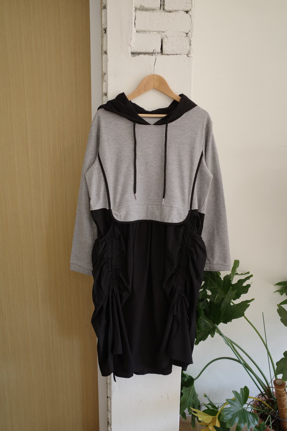 후드 셔링 원피스  상품이미지6