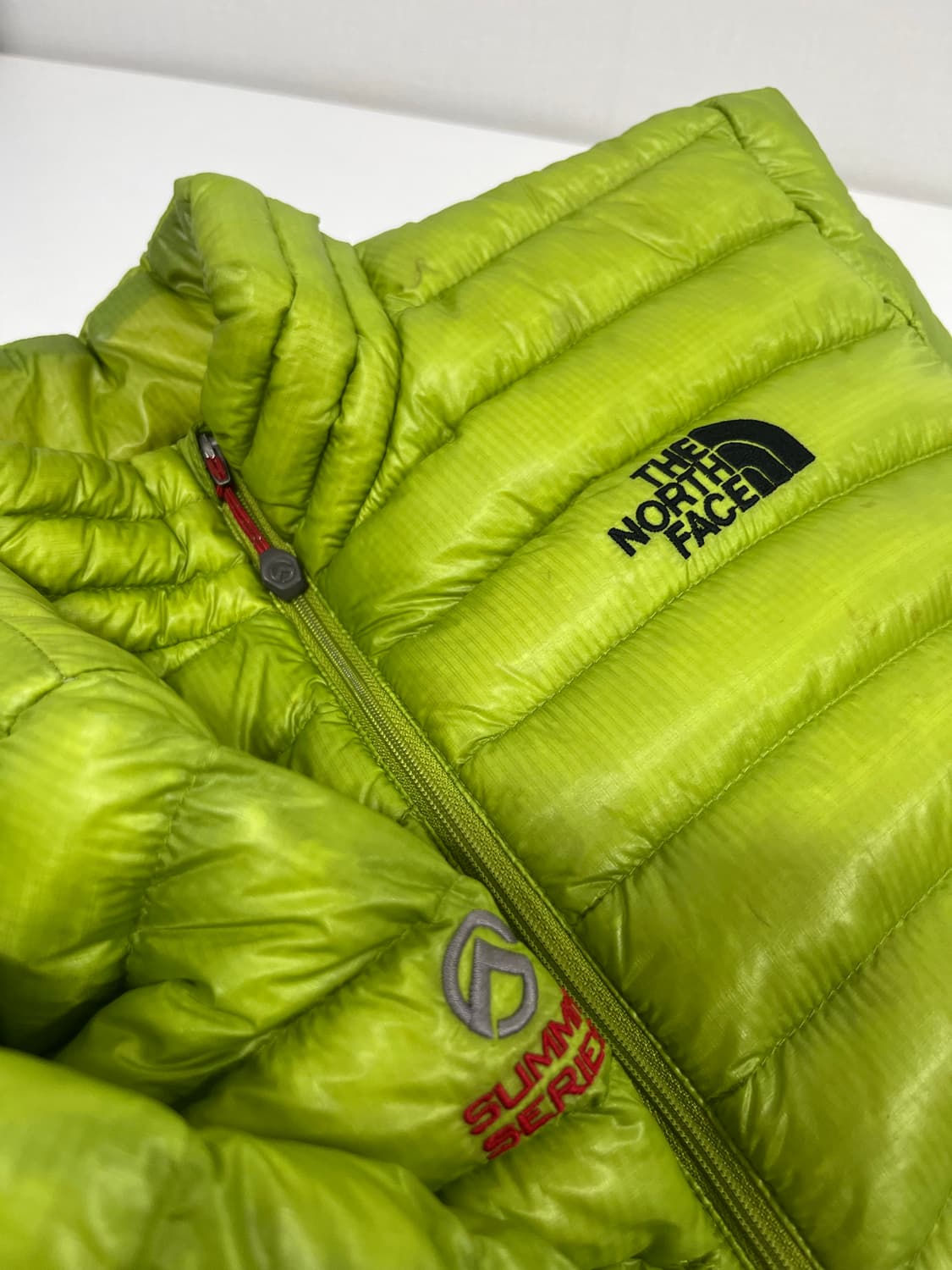 노스페이스 경량 패딩 800필 상품이미지6