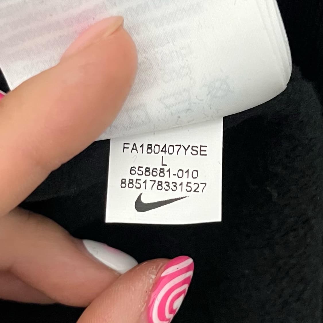 나이키 블랙 라운드 스몰로고 맨투맨 상품이미지9