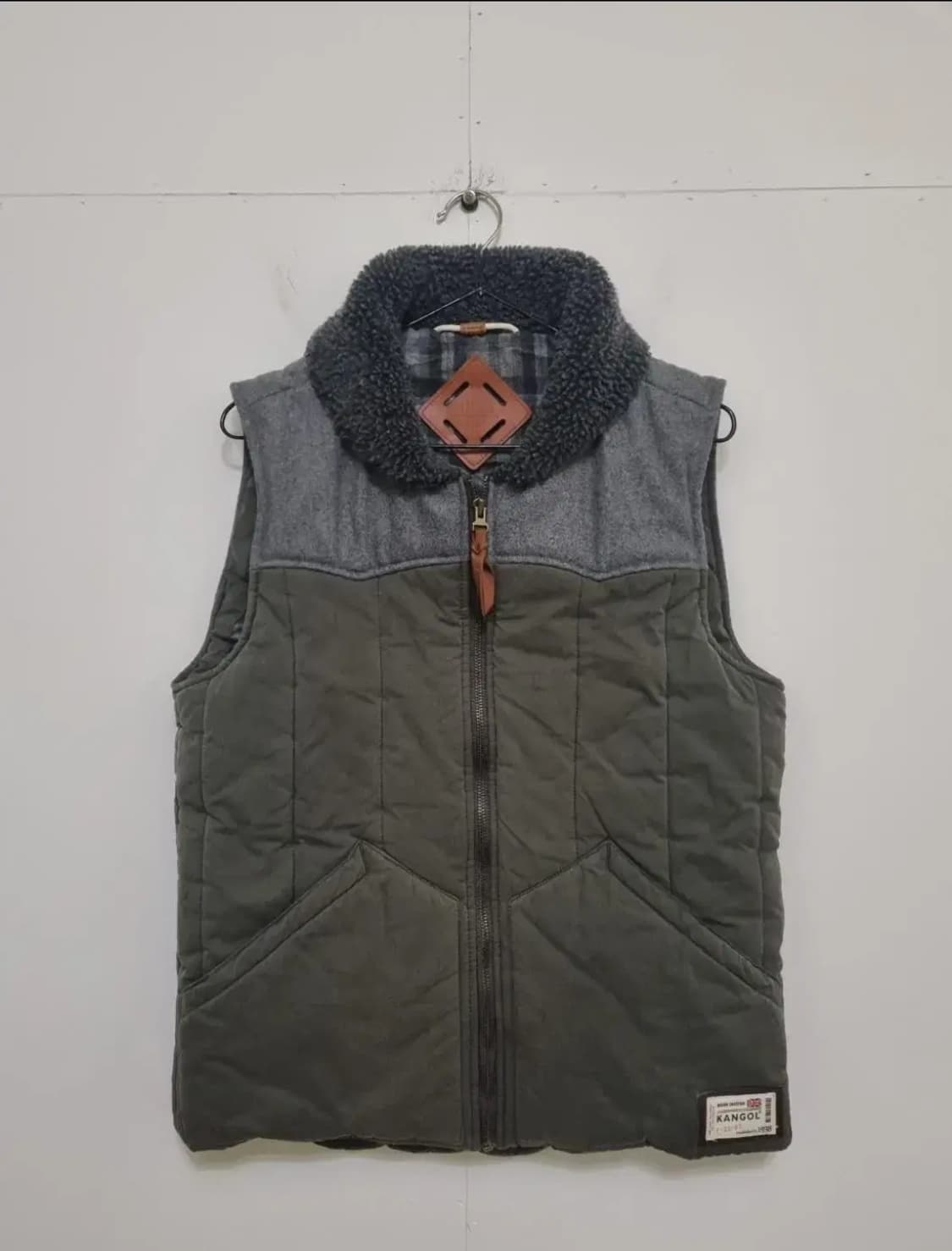 캉골 울 블럭 패딩조끼 카키/남여공용M 상품이미지1