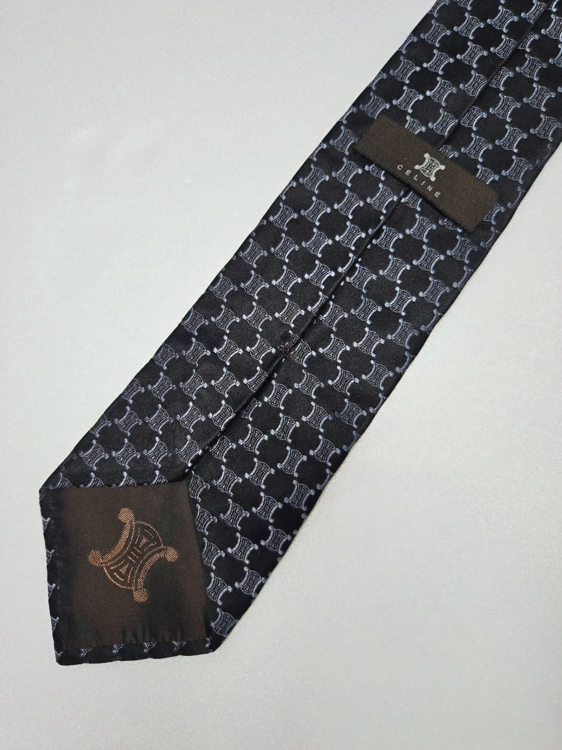 셀린느 트리오페 블랙 실크 넥타이 상품이미지4