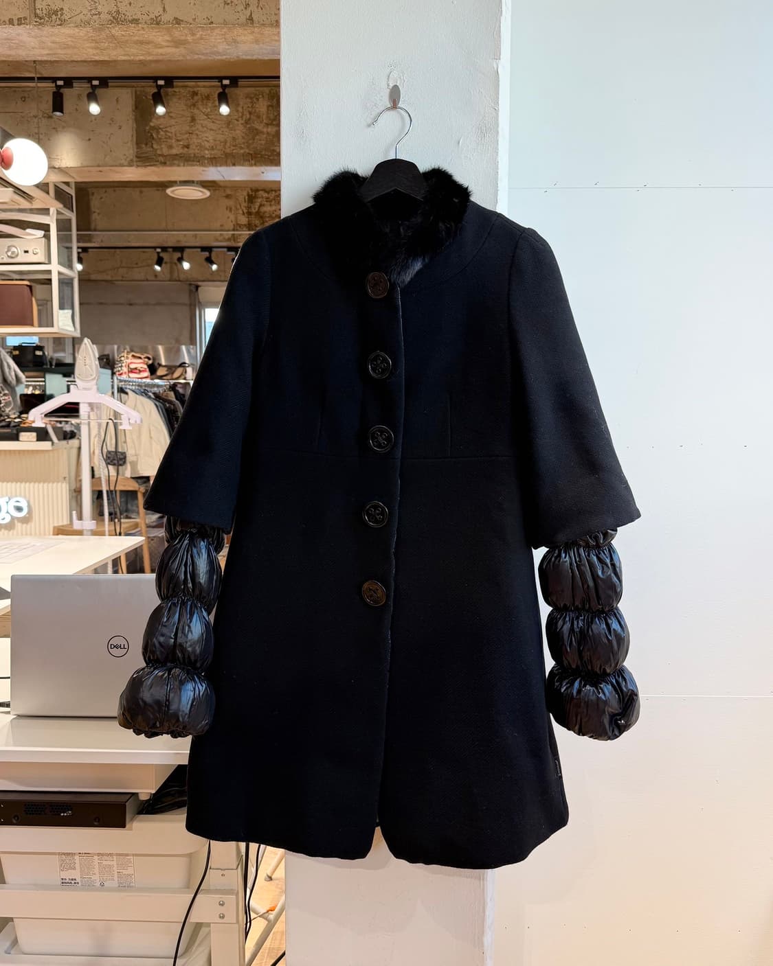 몽클레르 블랙 밍크 다운 코트  상품이미지2