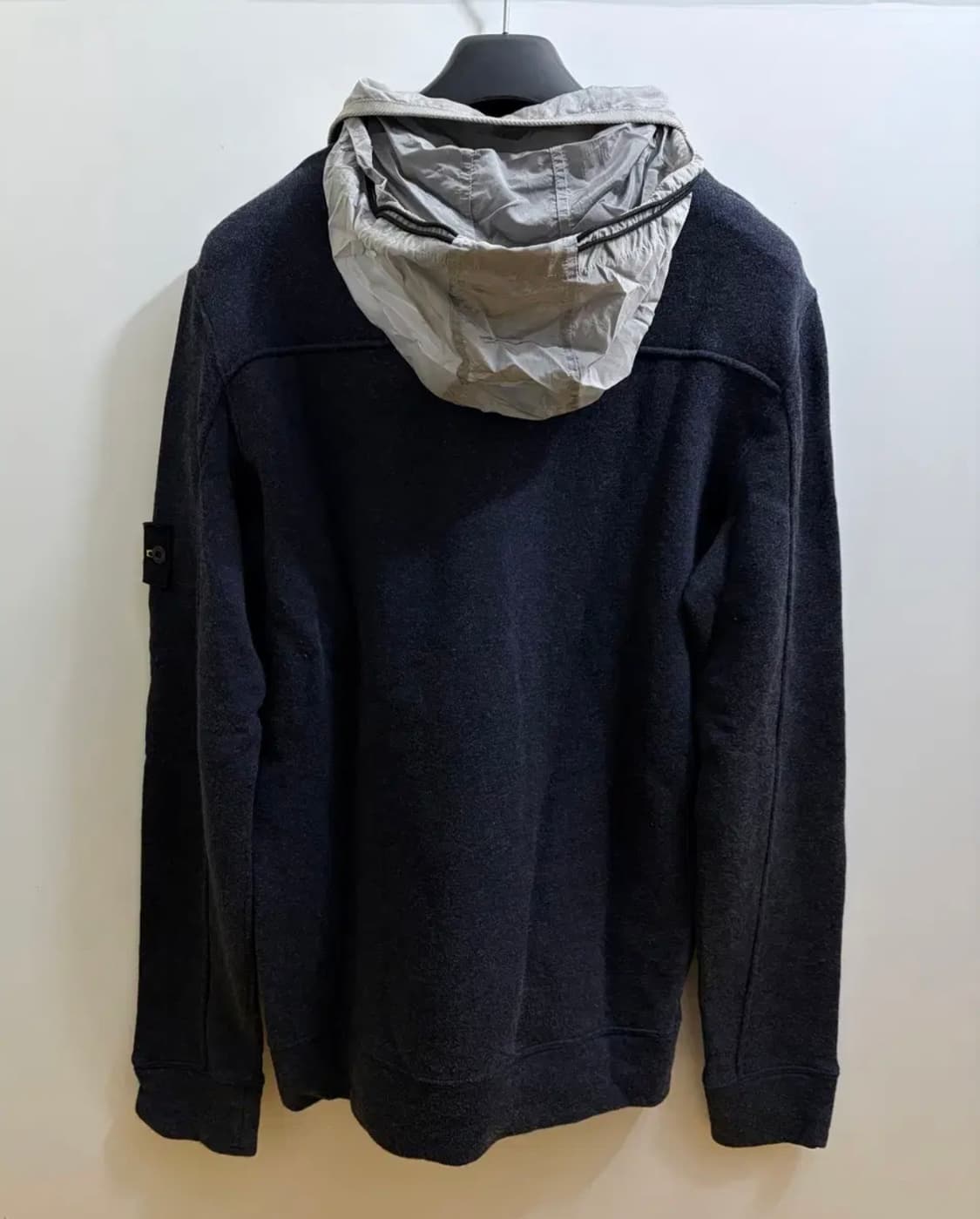 스톤아일랜드 정품 나일론후드 하프집업 상품이미지2