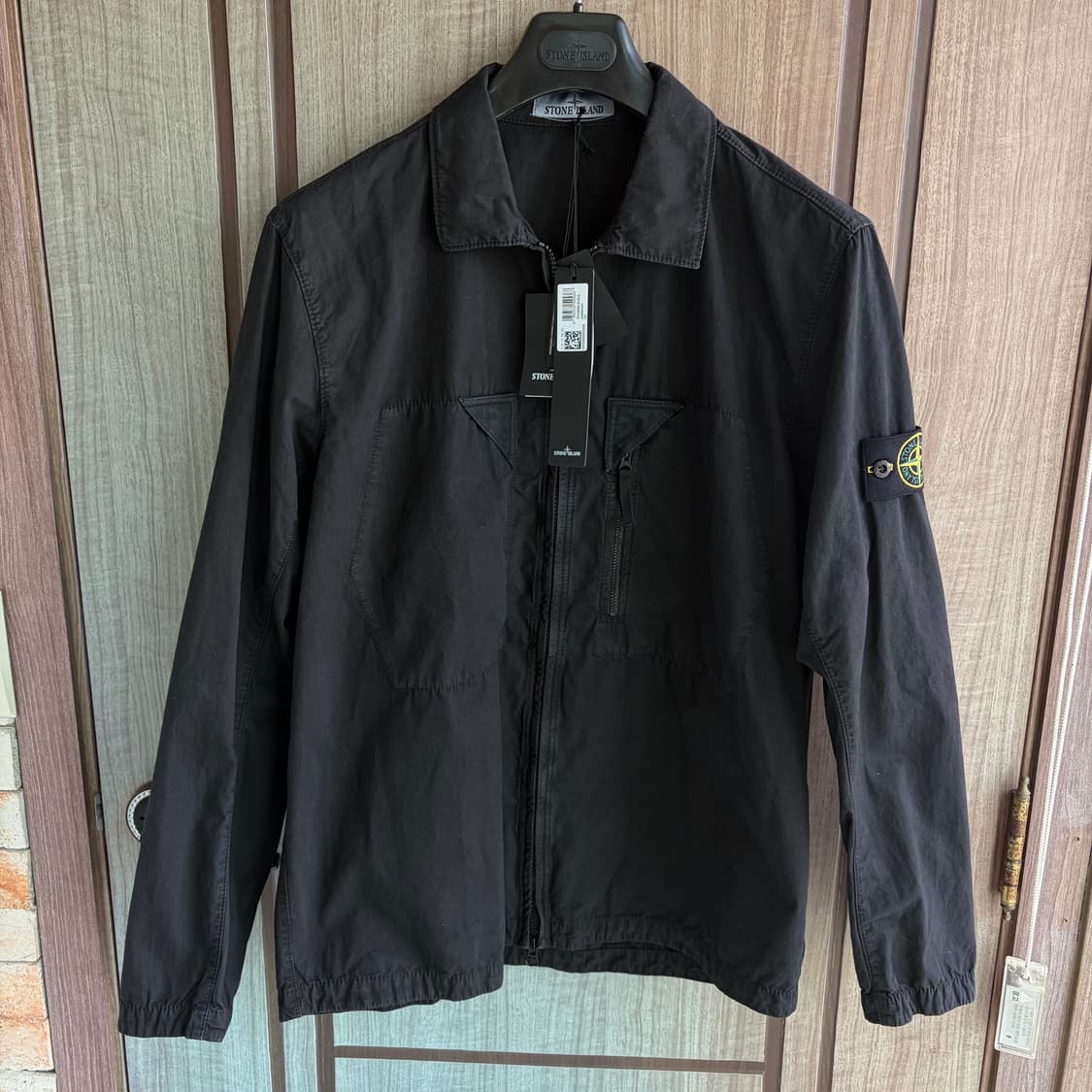 새상품(XL)스톤아일랜드 올드 트리트먼트 오버셔츠 블랙 상품이미지2