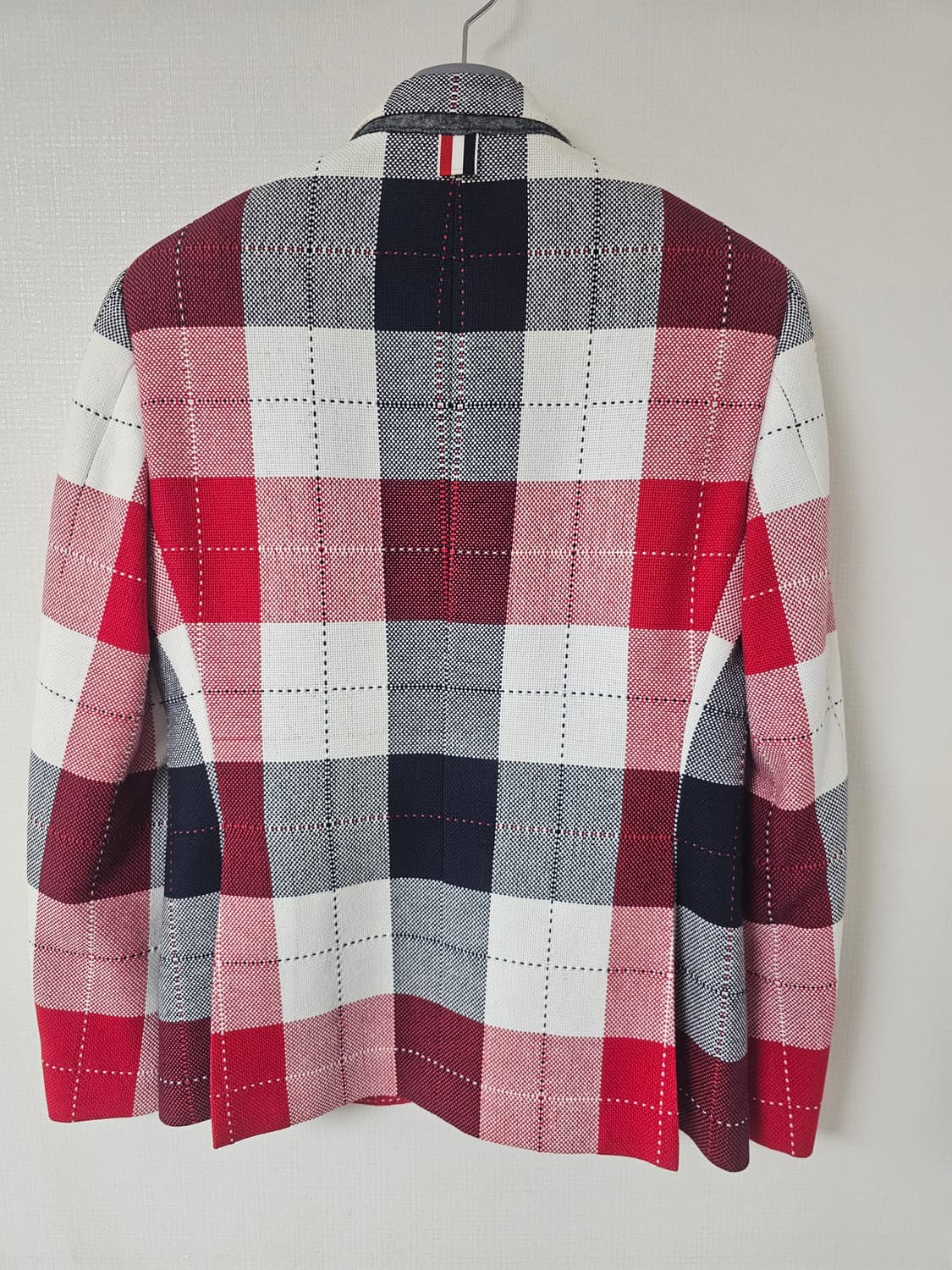 톰브라운 금장  플래드 체크 자켓(1/100/정품) 상품이미지6