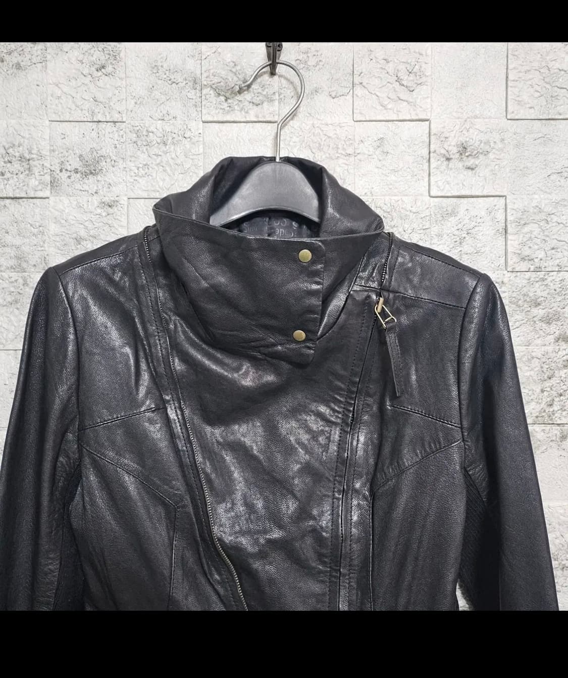 코데즈 컴바인 비대칭 하이넥 레더자켓 (램스킨) 상품이미지3