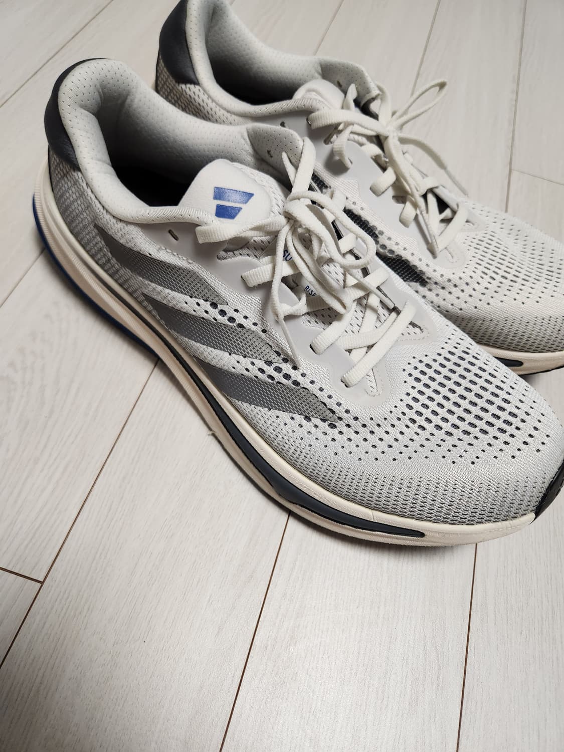 아디다스 매장 정품 남성 슈퍼노바 라이즈 (ID3587)사이즈285

구 상품이미지5