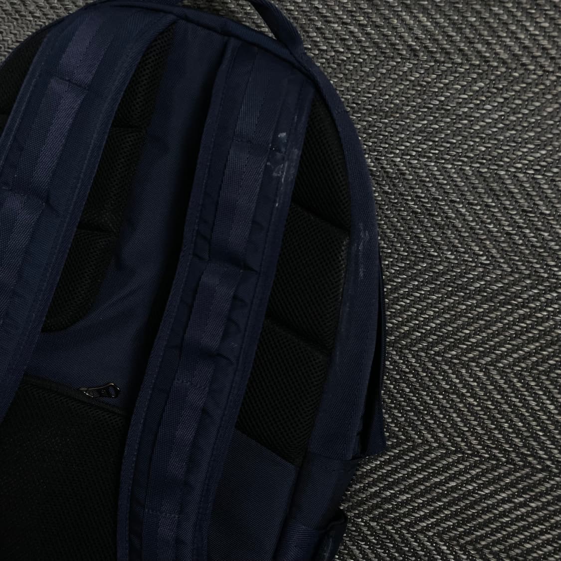 뉴발란스 3D 멀티 백팩 네이비y 4428 상품이미지5