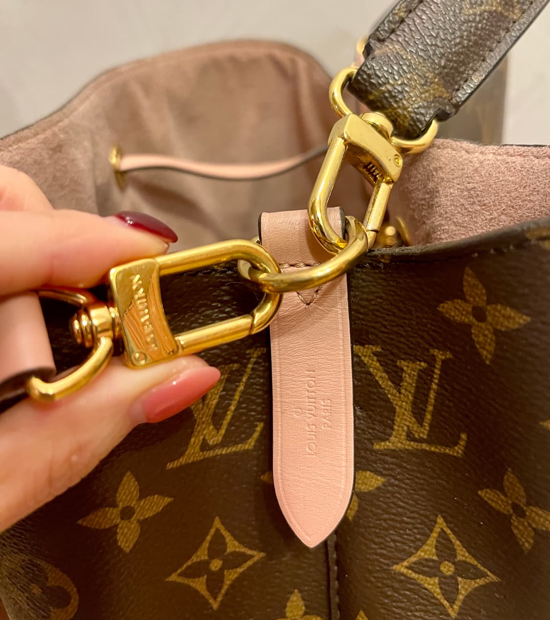 루이비통 Louis Vuitton 네오노에 MM 모노그램 로즈파우더 상품이미지5
