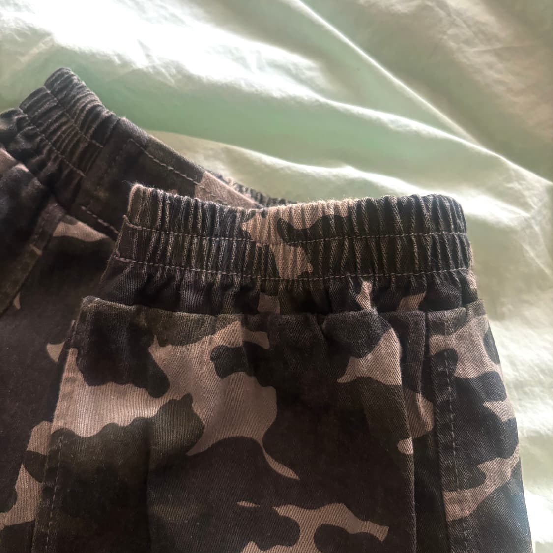 빈티지 밀리터리 카모 패턴 미디 데님 플레어 스커트 상품이미지2