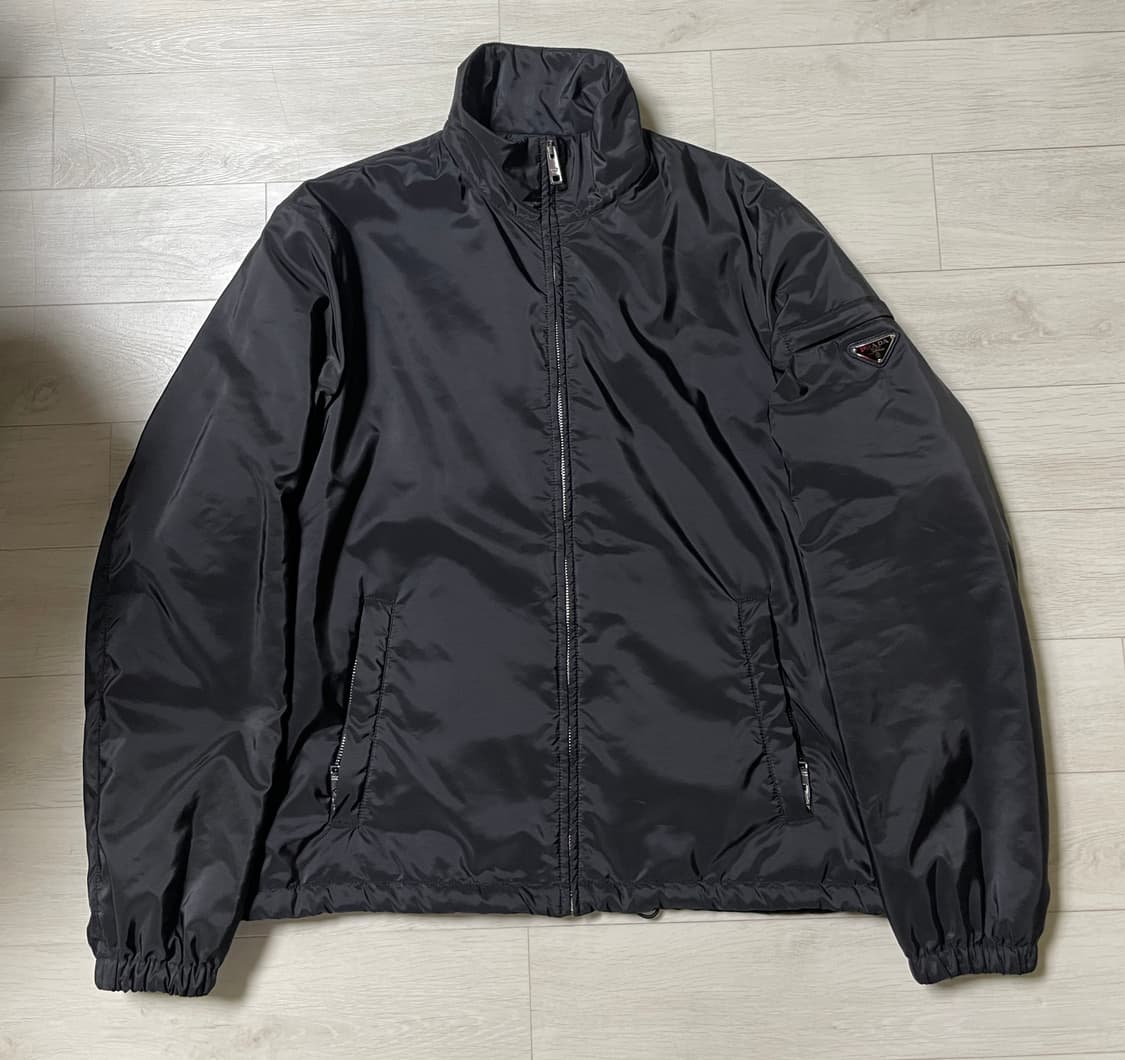 [국내매장판] 프라다 패디드 자켓 54 상품이미지1