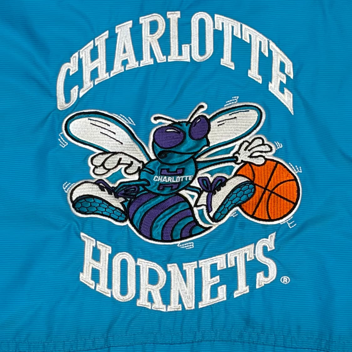 90s 미국 빈티지 스타터 NBA 샬럿 호네츠 패딩점퍼  상품이미지5