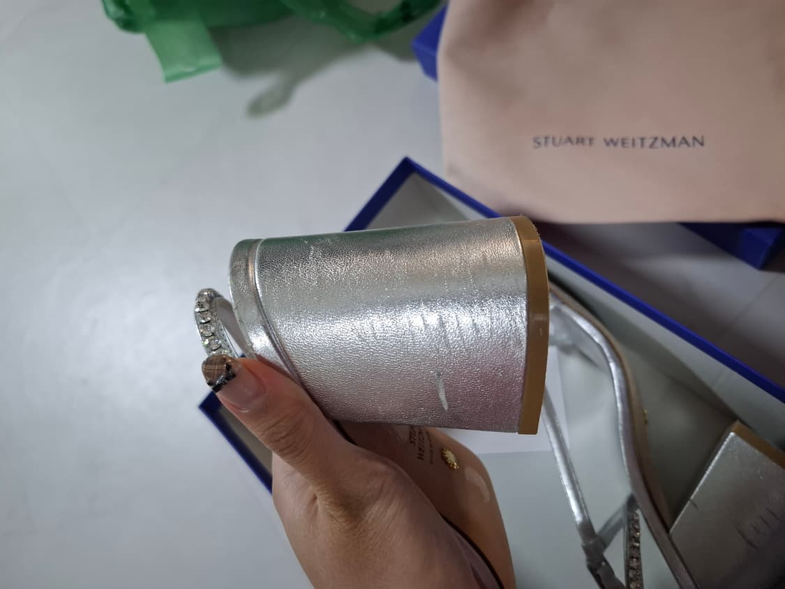 스튜어트 와이츠먼(Stuart Weitzman) 샌들힐 실버 230(6B 상품이미지4
