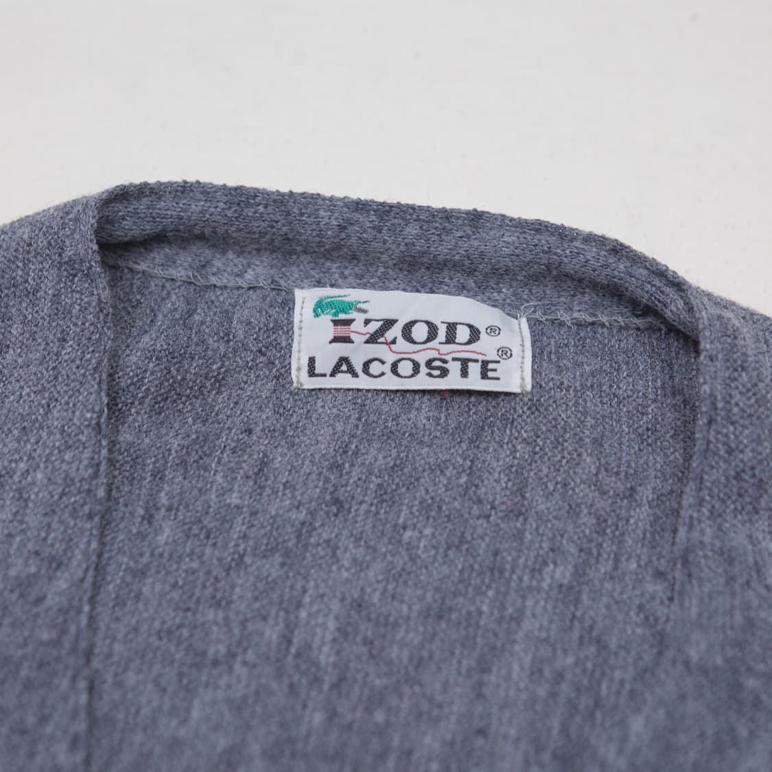 60s IZOD 라코스테 올른 아크릴 가디건 그레이 상품이미지3