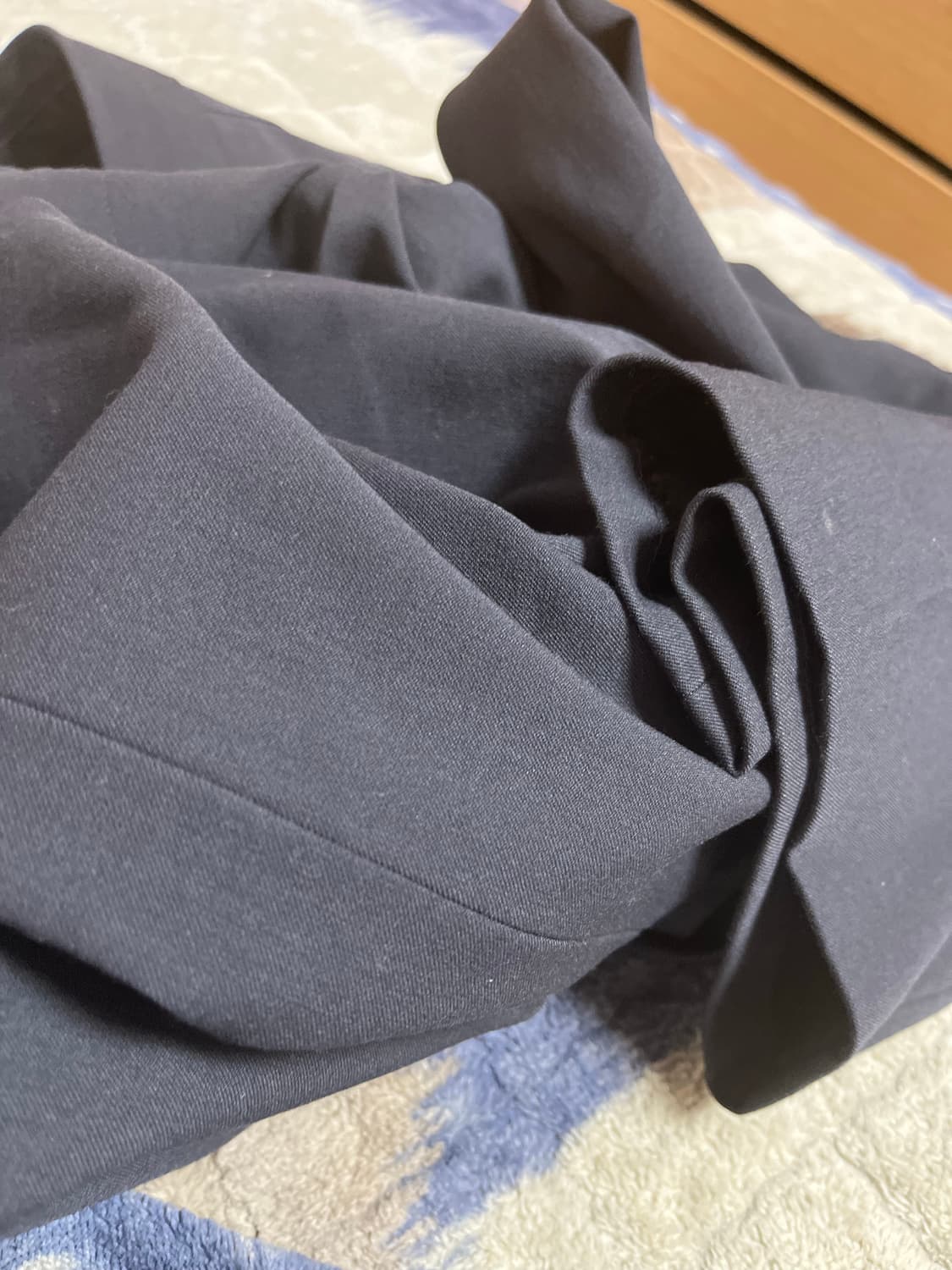 [34] 무탠다드 턱 와이드 슬랙스 네이비 판매합니다. 상품이미지5