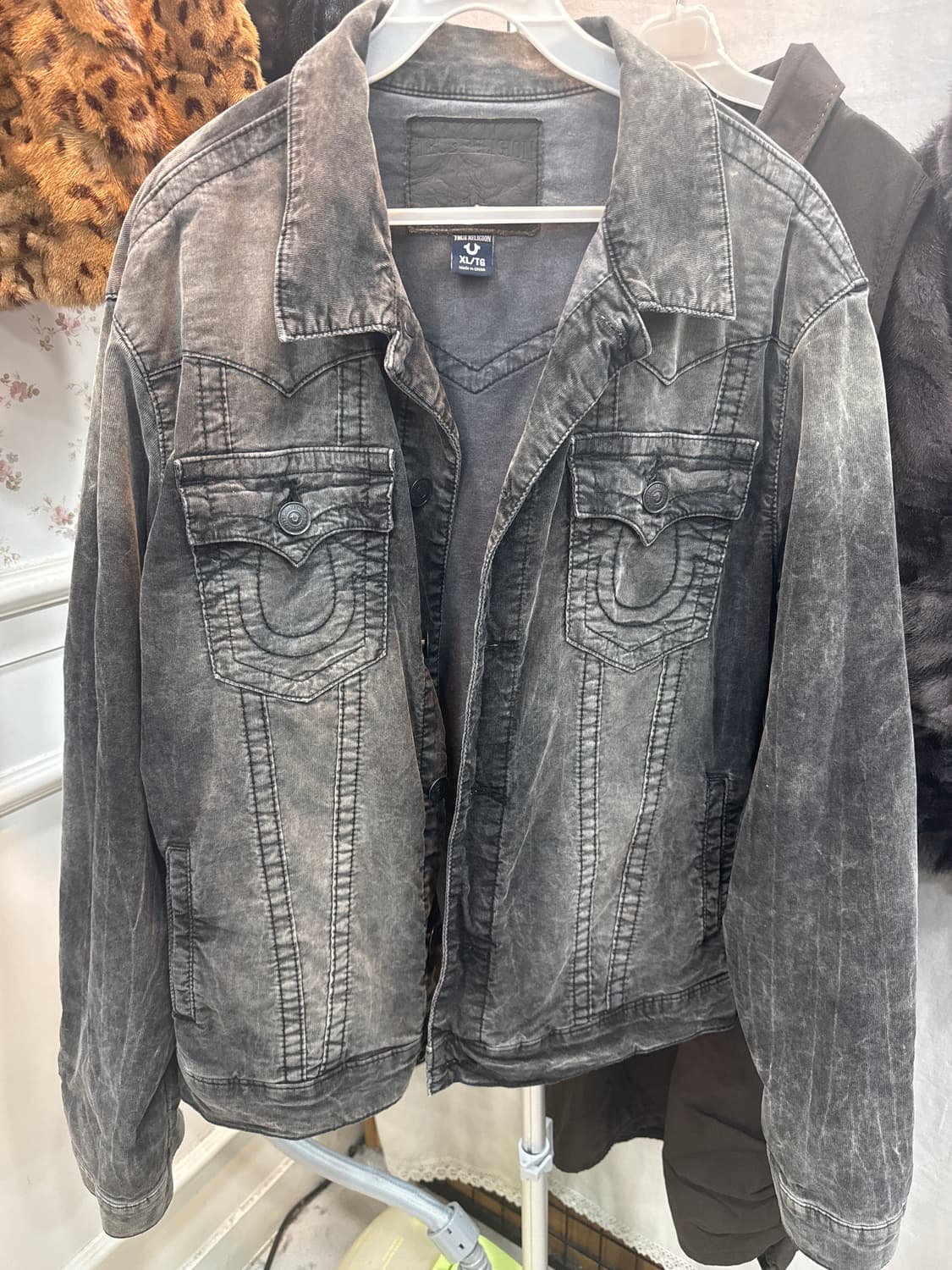 트루 릴리전 자켓 상품이미지1