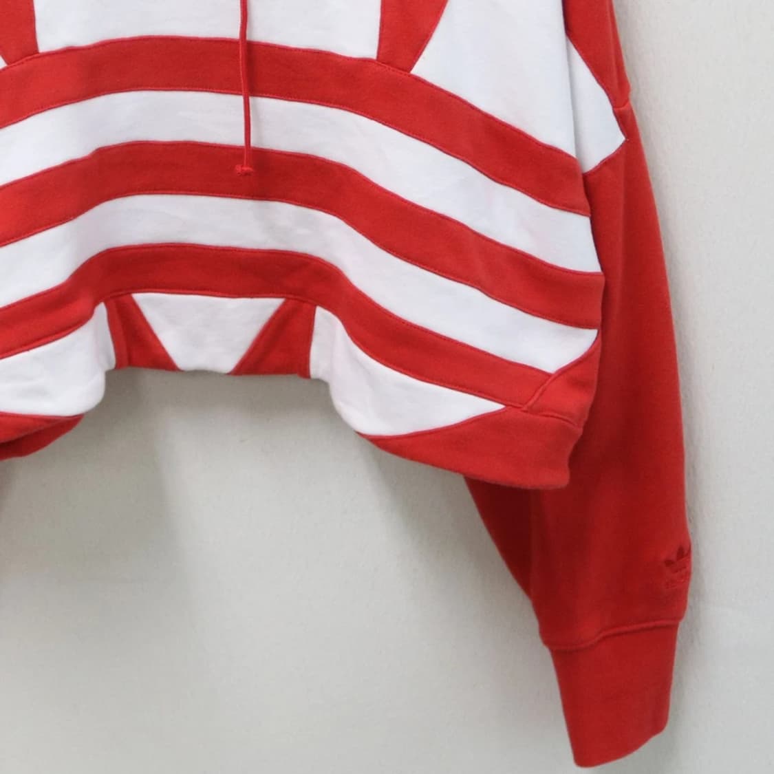 아디다스 불꽃 로고 크롭 후드 셋업 64411 상품이미지4