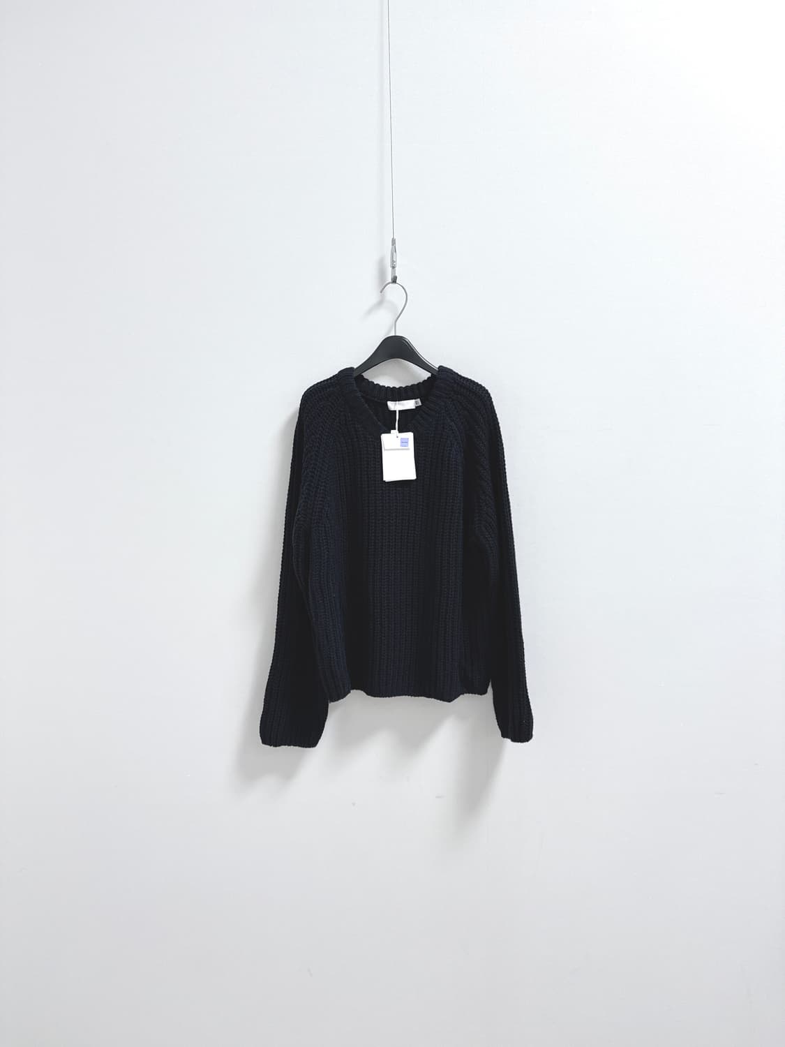 로우클래식 브이넥 니트 상품이미지5