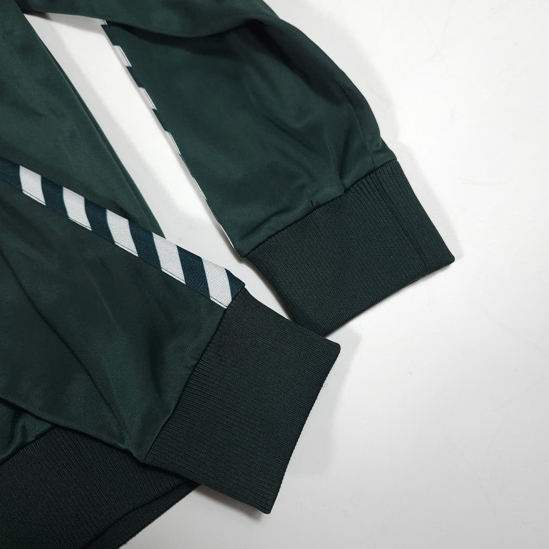 데상트 사이드라인 져지  상품이미지5