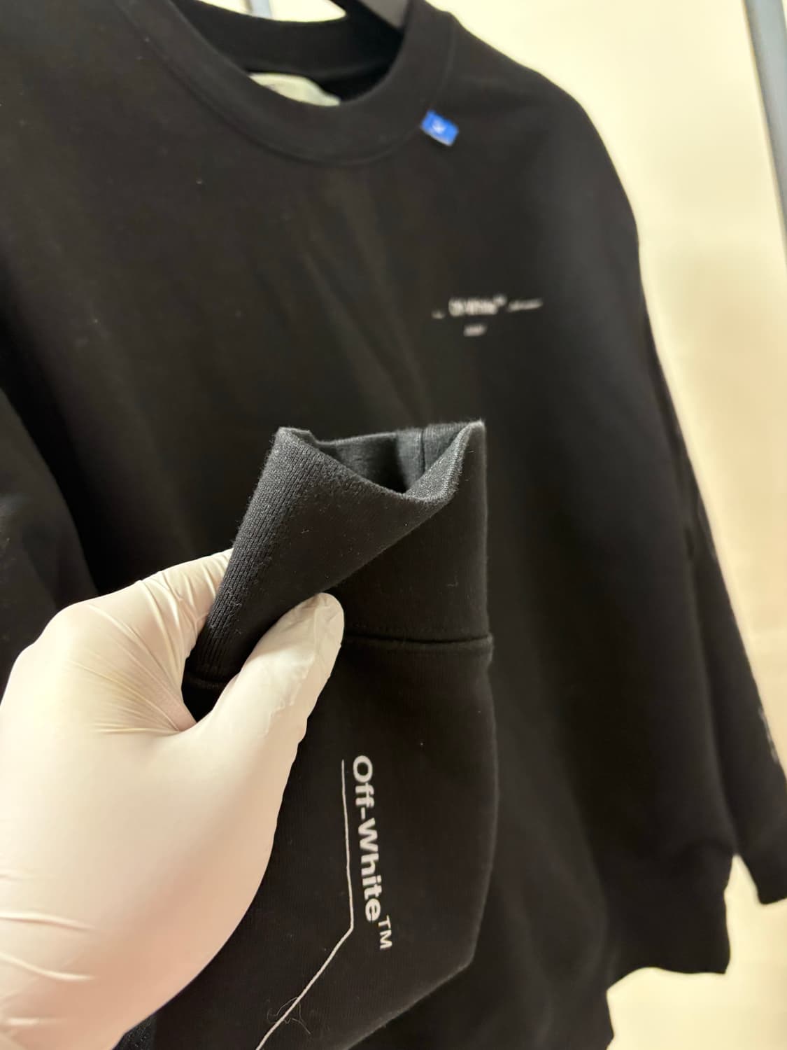 [새해특가/정품] 오프화이트 언피니시드 맨투맨 M 상품이미지3