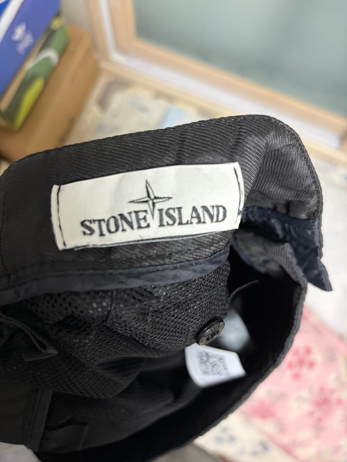 스톤아일랜드 블랙 색상 시어서커 카고 조거 팬츠 상품이미지4