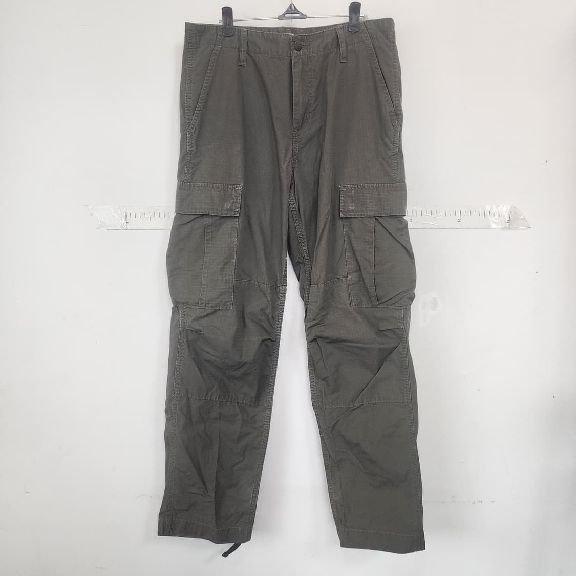 칼하트 카키색 카고 바지 상품이미지1