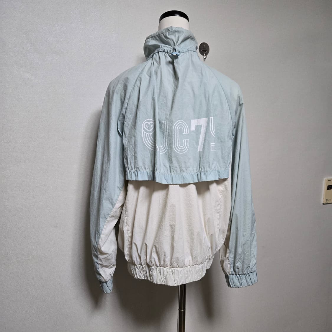 럭키슈에뜨 바람막이 자켓 / 여성 자켓/ 여자 바람막이 상품이미지8