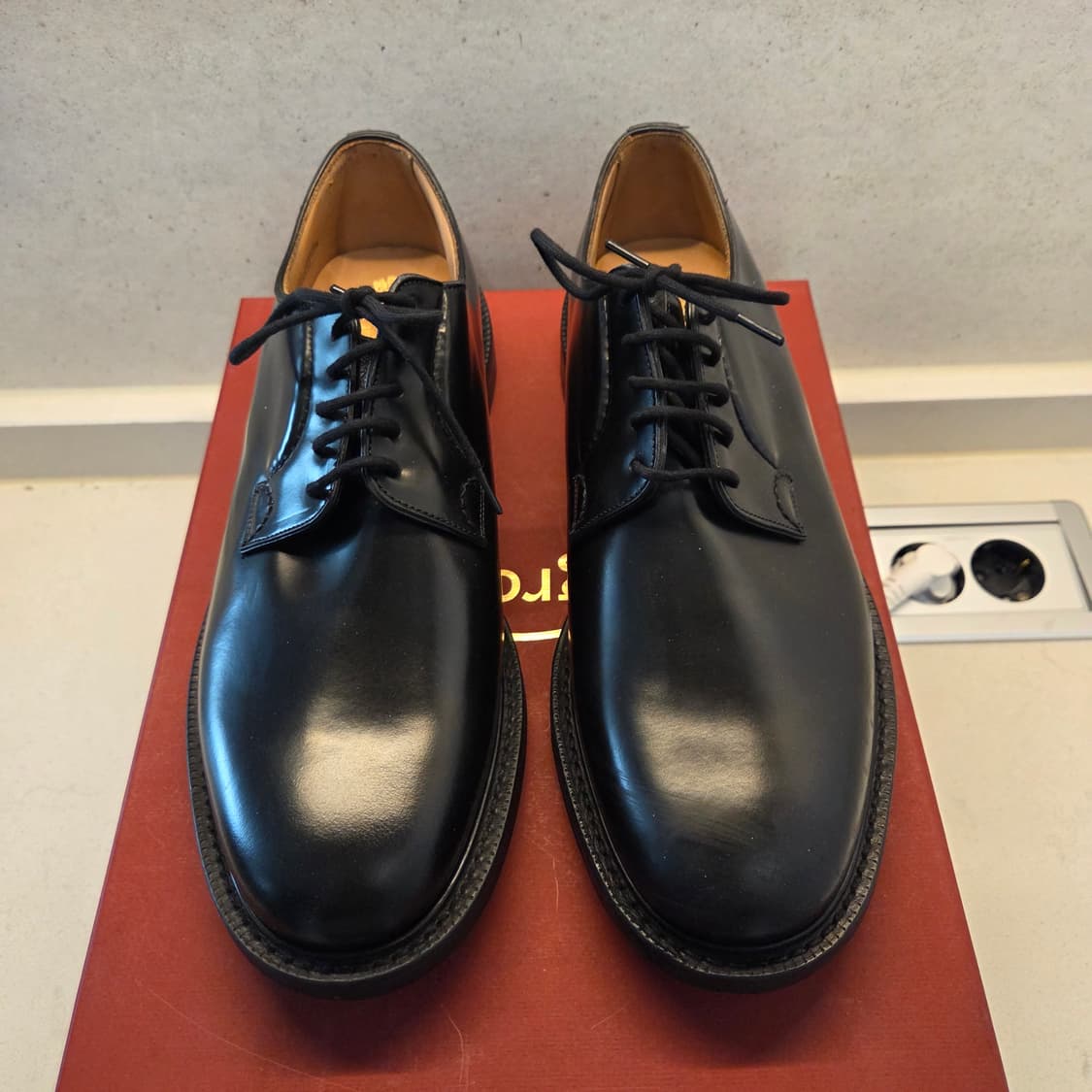 처치스 섀넌 블랙 8.5 상품이미지1