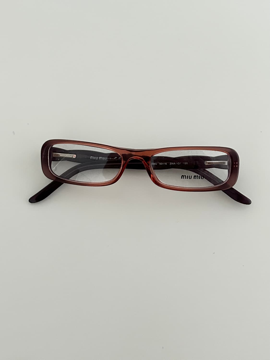 미우미우 로고 글래시스 상품이미지1