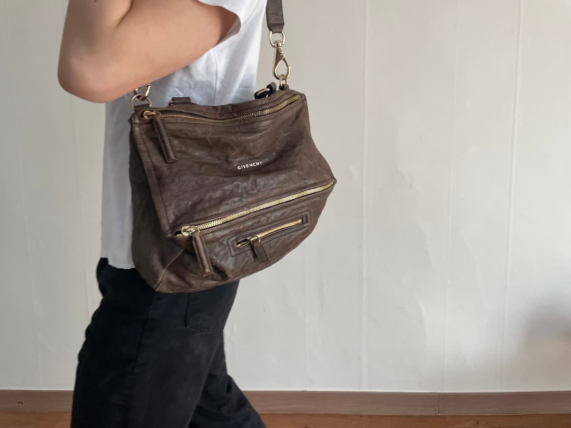Givenchy Wrinkled Leather Pandora Bag 상품이미지1