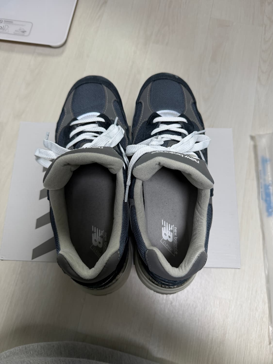 뉴발란스 992 코어네이비 상품이미지2