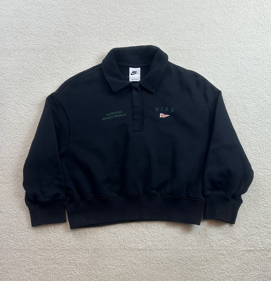 나이키 크롭 맨투맨 상품이미지1