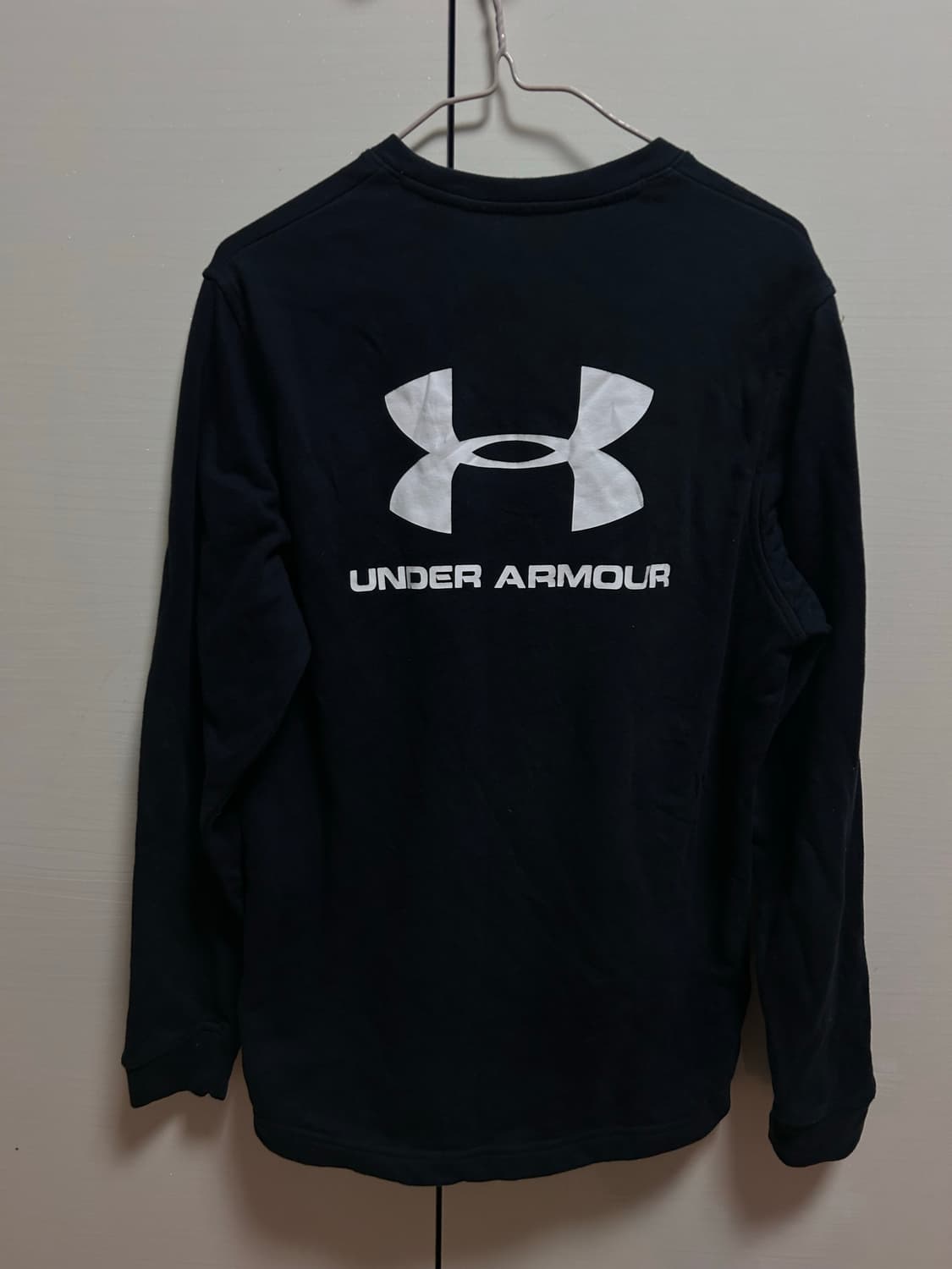 언더아머 블랙 티셔츠 M 사이즈 상품이미지3